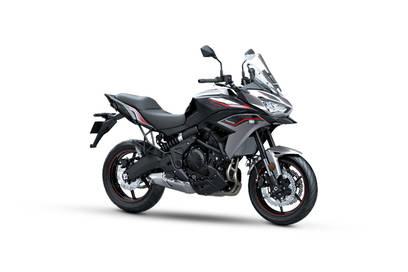 kawasaki versys 650 matte green