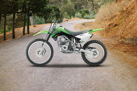 Kawasaki KLX 140 Price Mileage Colours Images BikeDekho