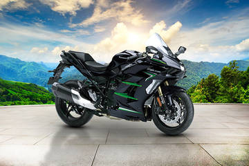 Kawasaki Ninja H2 SX Front Right View