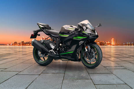 Kawasaki Ninja ZX-6R STD