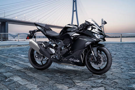 Honda cbr650r on online road price