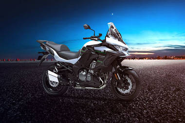 Bmw R 1250 Gs Adventure Vs Kawasaki Versys 1000 Know Which Is Better