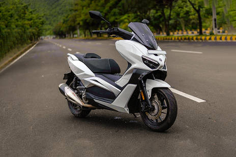 Full review of Honda Forza 350 2023: Latest Specifications & Prices  #HondaForza350 #HondaForza2023 