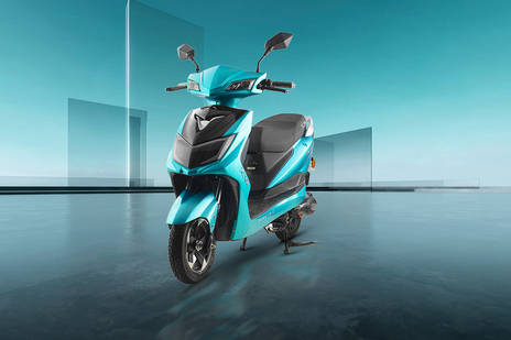 Kinetic Green Zoom STD Price, Images, Mileage, Specs & Features