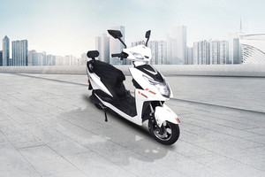 komaki scooty price