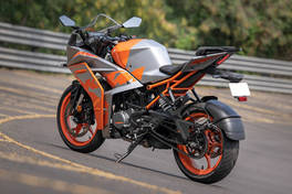 ktm rc 200 price 2021 model