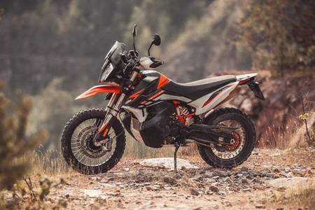 Ktm on sale adv 890