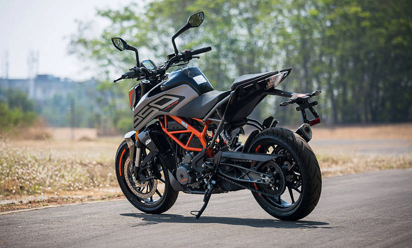 KTM 250 Duke Images, 250 Duke Photos & 360 View