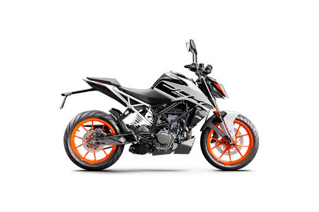 ktm duke 200 bs6 on road price