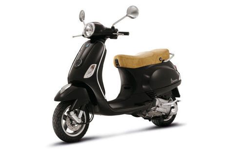 Vespa LX 125 NERO BLACK MATT Vespa LX 125 NERO BLACK MATT