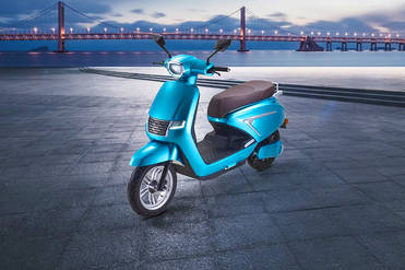 Latest Rowwet Scooters in India 2024 | New Scooty Launches Images ...