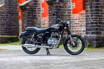 Royal Enfield Bullet 350 Military Red and Military Black