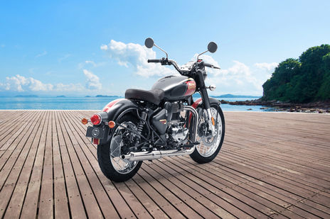 Royal Enfield Classic 350 Halcyon Series With Dual-Channel Price, Images,  Mileage, Specs & Features