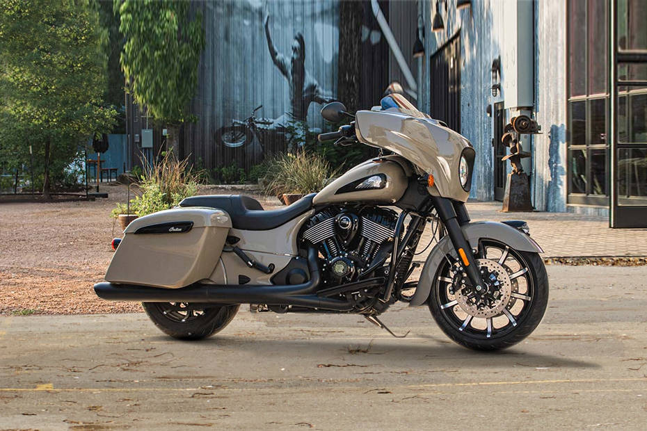 Indian Chieftain Heavy Metal Smoke Price, Images, Mileage, Specs & Features