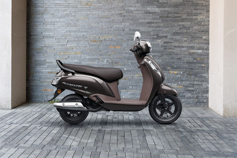 Suzuki Access 125 Disc Alloy Bluetooth 