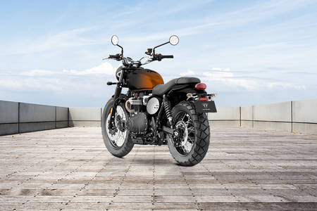 Triumph Scrambler 900 Price Mileage Colours Images BikeDekho