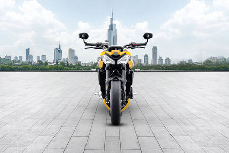 Street triple online bike