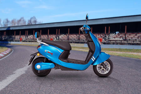 Sport65 deals scooty price