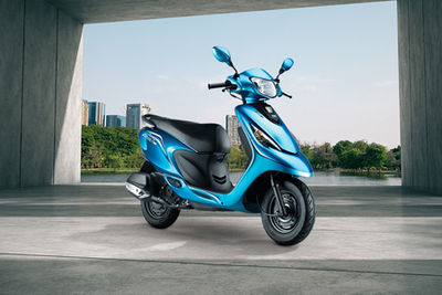 TVS Scooty Zest Front Right View