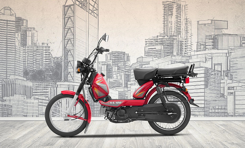 TVS XL100 Right Side View