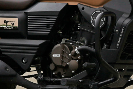 Benelli Imperiale 400 Vs Um Motorcycles Renegade Commando