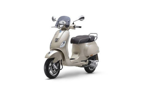 vespa on road price