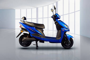 Viertric Eagle Vs Vespa Urban Club 125 Know Which Is Better