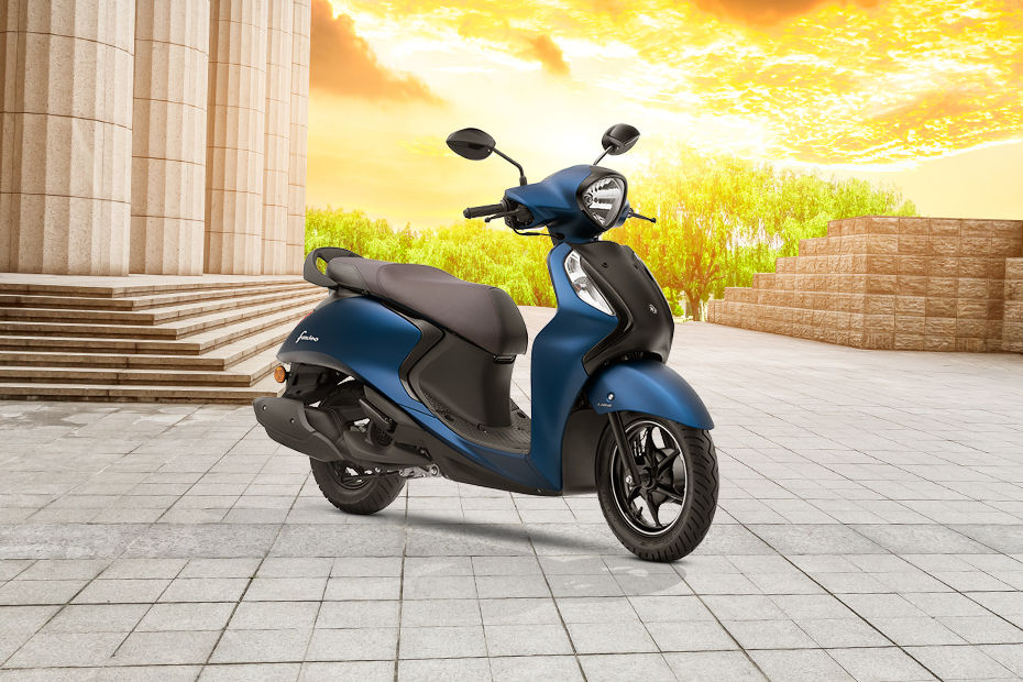 Yamaha Fascino 125 Fi Hybrid Disc Price Images Mileage Specs  Features