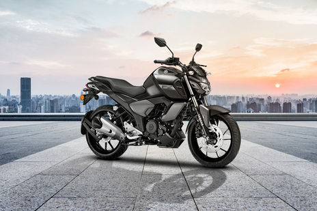New Yamaha FZS FI Deluxe  Detailed In First Look Walkaround