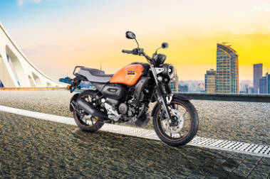 Yamaha Fz X Vs Hero Xtreme 160r Compare Price Specs Comparison Gaadi