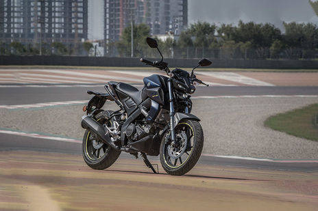 yamaha mt 15 on road price