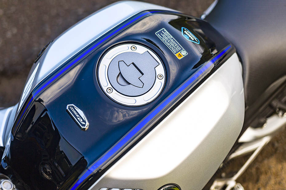 r15s petrol tank price