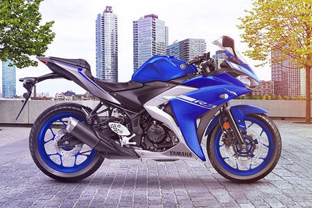 2022 Yamaha YZF-R3 Buyer's Guide: Specs, Photos, Price