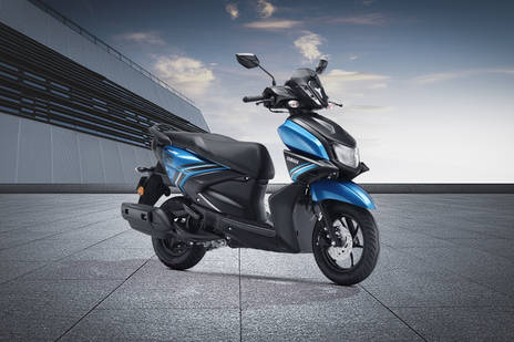 New scooty best sale yamaha price