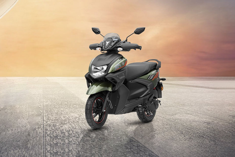 Yamaha RayZR 125 hybrid scooter launched in India, priced at Rs 76,830