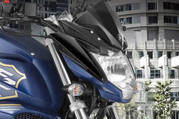 Yamaha Fz S Fi V 2 0 Price Specs Mileage Reviews Images