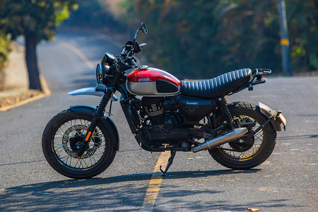 yezdi scrambler