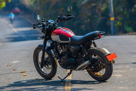 yezdi scrambler