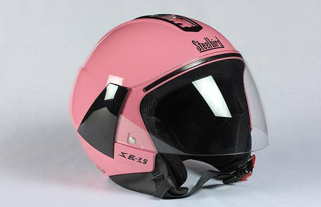 Steelbird launches women helmets range with EVE CRUZE and SB 27