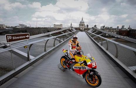 Marquez crosses the Thames on his Repsol Honda