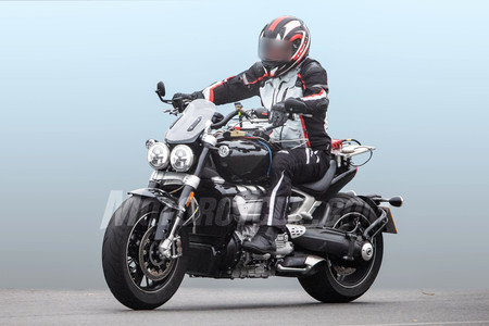 All-new Triumph Rocket III Spied Testing All-new Triumph Rocket III Spied Testing