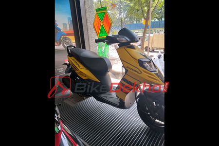 Aprilia Storm 125 Launched Unofficially; Priced At Rs 65,000 Aprilia Storm 125 Launched Unofficially; Priced At Rs 65,000