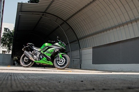 Kawasaki Sells More Than 1,300 Units Of Ninja 300 ABS Kawasaki Sells More Than 1,300 Units Of Ninja 300 ABS