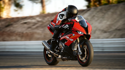 BMW To Launch 2019 S 1000 RR On 27 June BMW To Launch 2019 S 1000 RR On 27 June