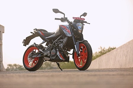 KTM 125 Duke Overtakes Yamaha MT-15 In Sales KTM 125 Duke Overtakes Yamaha MT-15 In Sales