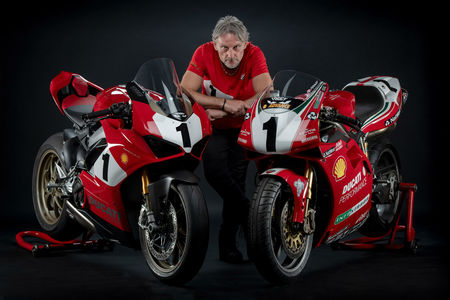 Ducati Panigale V4 25° Anniversario 916 Launched In India Ducati Panigale V4 25° Anniversario 916 Launched In India