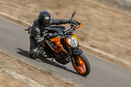 KTM 390 Duke: End Of Year Discounts KTM 390 Duke: End Of Year Discounts