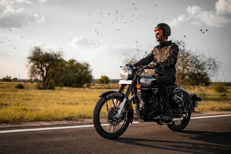 Royal Enfield Offers Louder Exhaust Kits For The Classic 350 Royal Enfield Offers Louder Exhaust Kits For The Classic 350