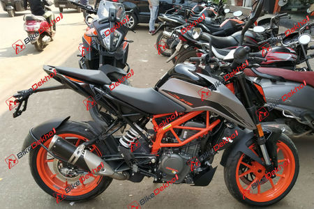 BS6 KTM 390 Duke vs BS4 KTM 390 Duke: Which One To Buy? BS6 KTM 390 Duke vs BS4 KTM 390 Duke: Which One To Buy?