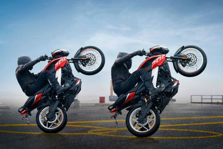 Bajaj Pulsar NS200 Set To Get Sportier With This New Colour Bajaj Pulsar NS200 Set To Get Sportier With This New Colour